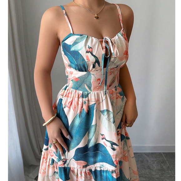 Boho Floral Tropical Print Front Tie Cami maxi Dress - Picture 3 of 5